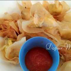 A picture of Pangsit goreng isi Ayam.