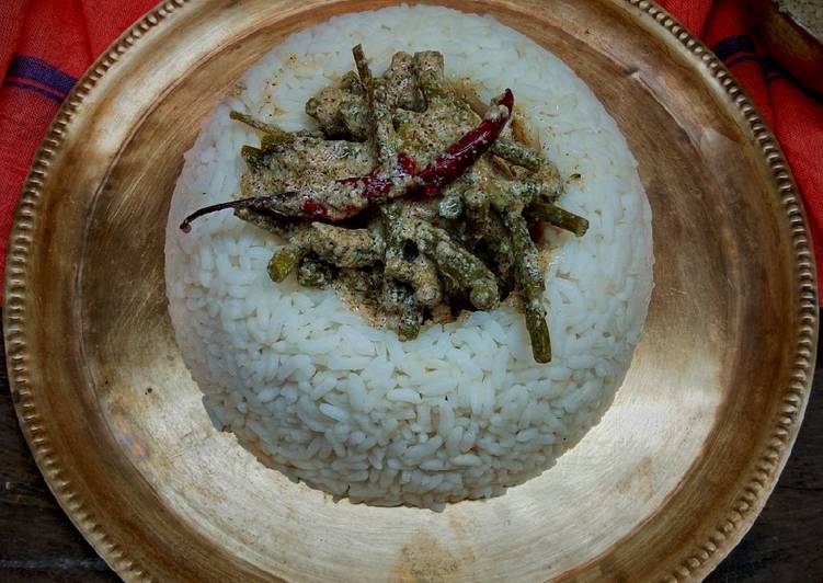 Bengali Drumstick Curry (Sukto)
