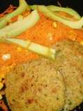 Hamburguesas de trigo bulgur Veganas!! Con ensalada de palta, zanahoria y choclo!!