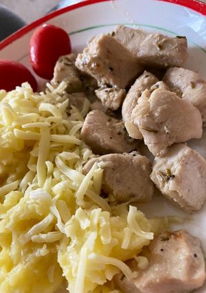 Borban párolt rozmaringos csirkemell recept fotója