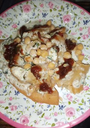 A picture of Samosa Chaat.