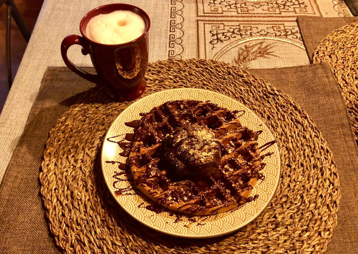 Gofre de avena con helado de plátano y chocolate 🧇