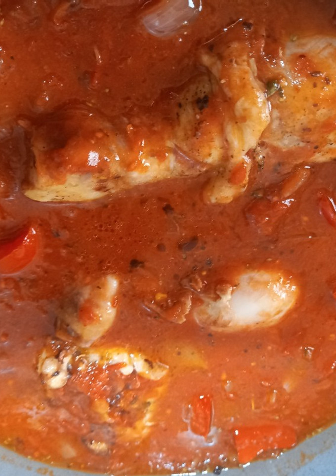 Una foto de Patitas y Muslitos en Salsa