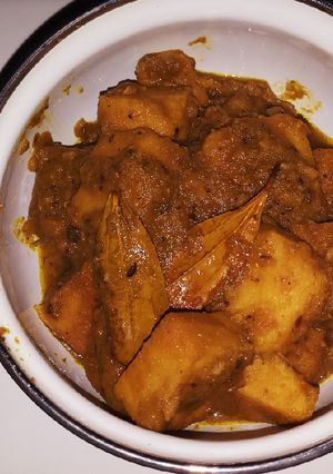 A picture of Suran curry.