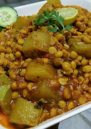 A picture of Chanadal lauki masala.