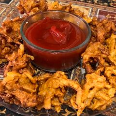 A picture of Onion pakora.