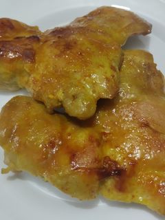 Una foto de Contramuslos🍗de pollo a la naranja🍊🧄🍯