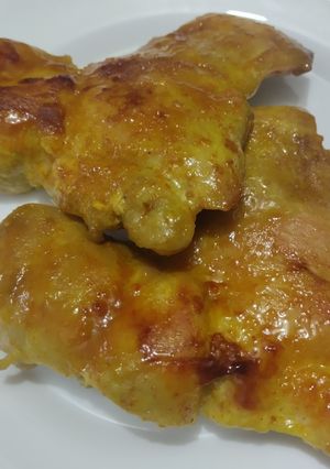 Una foto de Contramuslos🍗de pollo a la naranja🍊🧄🍯