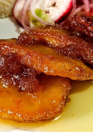 Una foto de TAJADAS De Plátano Maduro al Vino Tinto...!