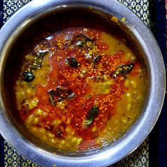 Tikho khichdo (wheat KHICHDO) A picture of Tikho khichdo (wheat KHICHDO).