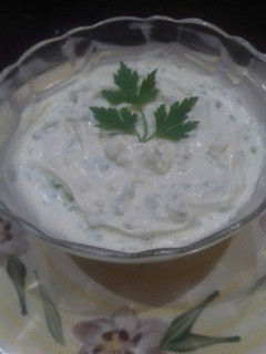 Una foto de Dip de ciboulette con ajo!!!