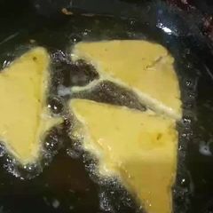 A picture of Bread pakora.