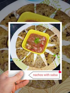 नाचोस विद सालसा (Nachos with salsa recipe in Hindi) रेसिपी मुख्य फोटो