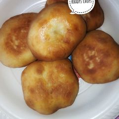 A picture of Stuffed fried bread.