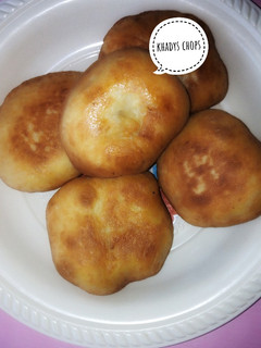 A picture of Stuffed fried bread.