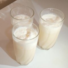 A picture of Orange smoothie.