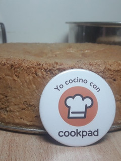 Una foto de Bizcochuelo de cacao y canela (muy liviano) 🍰