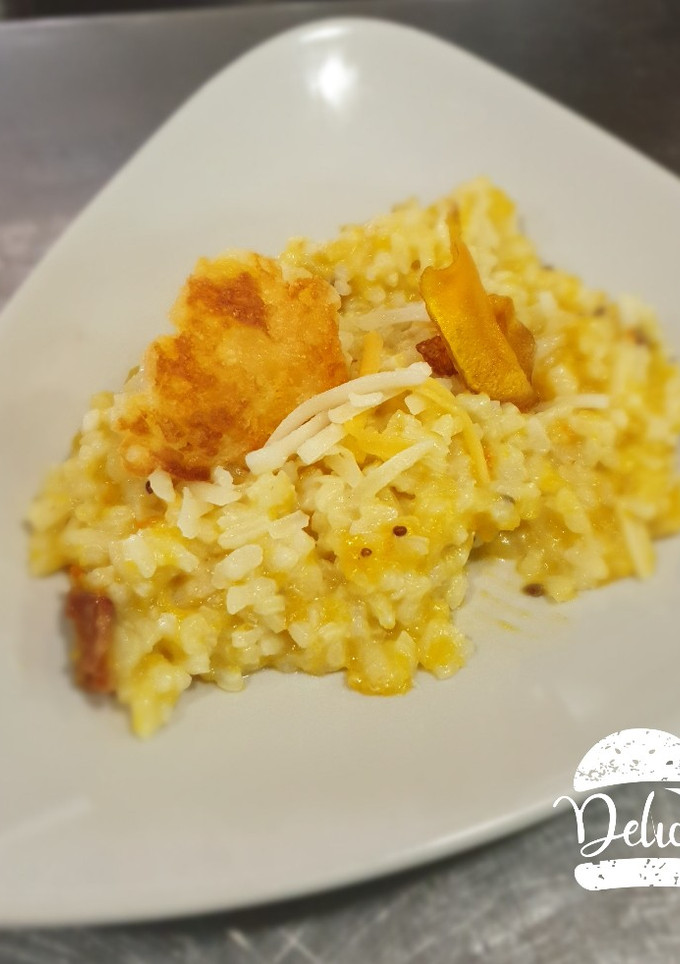 Una foto de Risotto de calabaza y tomates secos