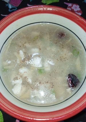 A picture of Thai Chicken Soup.