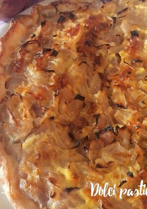 Foto di Torta salata alle cipolle rosse di tropea
