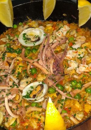 Una foto de Paella