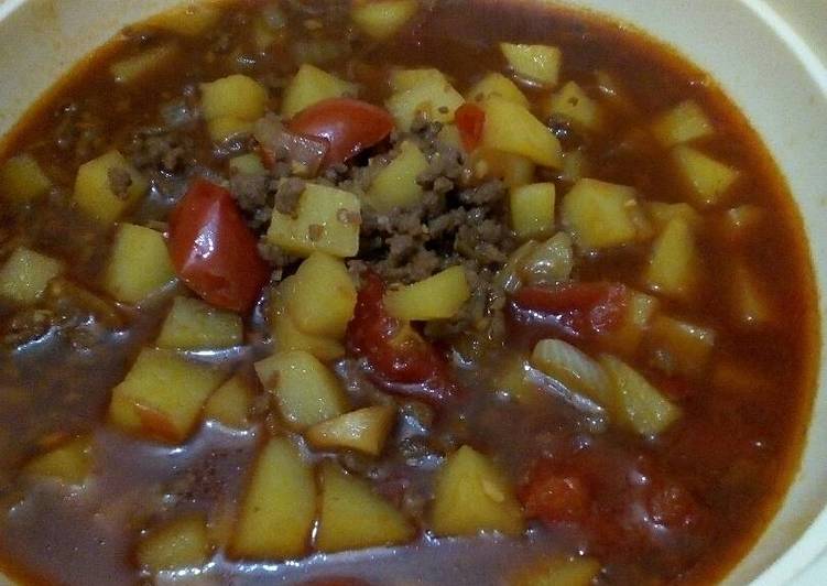 Resep masakan Semur daging sapi cincang dengan kentang | Resep Membuat Semur daging sapi cincang dengan kentang Yang Mudah Dan Praktis