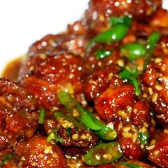 A picture of Chicken Chilli Dry.