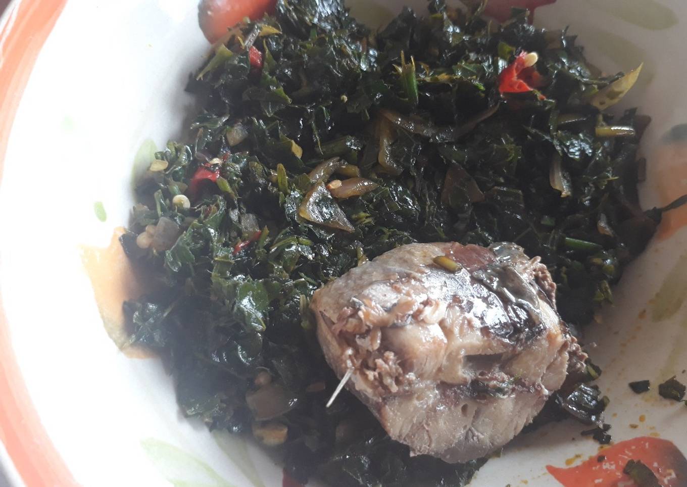 Fresh fish and vegetables
