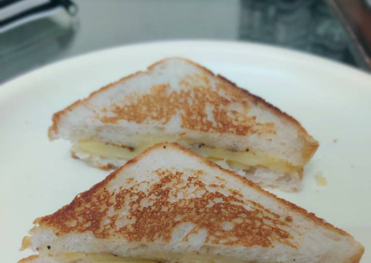 Simple Way to Make Any-night-of-the-week Aloo cheese toast