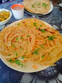 कसूरी मेथी लच्चा पराठा (kasuri methi lachha paratha recipe in Hindi) रेसिपी मुख्य फोटो