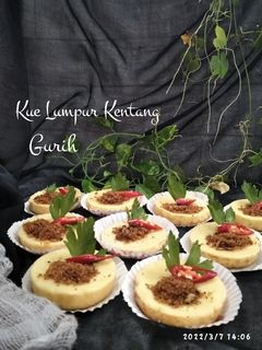 Foto resep *Kue Lumpur Kentang Gurih Topping Abon*