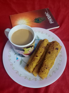 દુધિના થેપલા (Dudhi Thepla recipe in gujarati) રેસીપી મુખ્ય ફોટો