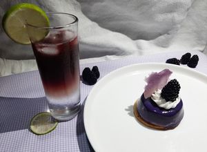 Una foto de Purple mousse