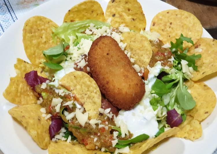 Taco Salad de Ceci con jalapeño empanado