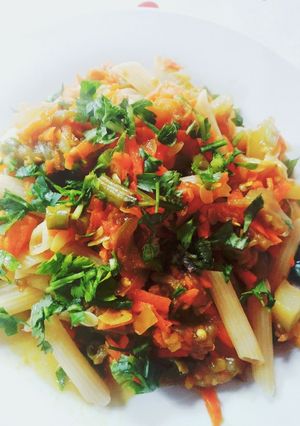 Una foto de Plumitas guisadas con vegetales