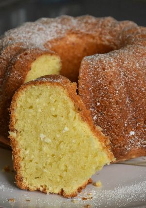 Túrós kuglóf (nagyon finom) recept fotója