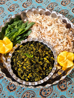 عکسی از دستور 🍀یخنی اسفناج با گوشت چرخ کرده(یخنه السبانخ باللحم المفروم)🍀