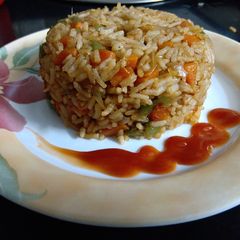 A picture of Veg Schezwan fried rice.