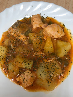 Una foto de 216. Marmitako de salmón (principal pescado)