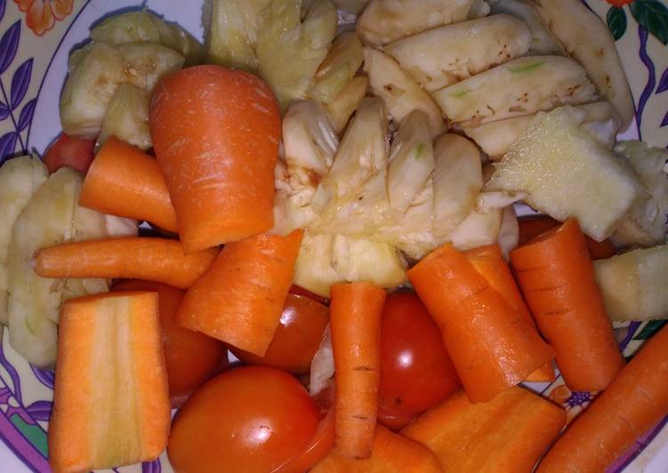 35. Jus sehat Jeniper Wortonas#jeruk nipis, wortel, tomat, nanas