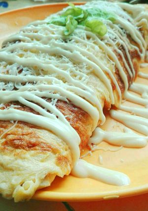 Egyszerű töltött omlett recept reggelire recept fotója