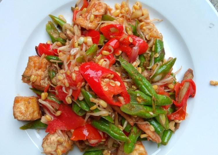 Resep Tumis tauge tahu buncis dengan ikan teri Lezat