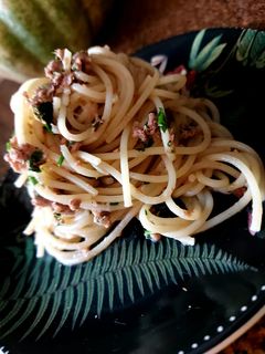 Foto de Spaghetti com atum e limão