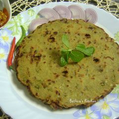 A picture of Masaledar Bajra Roti.