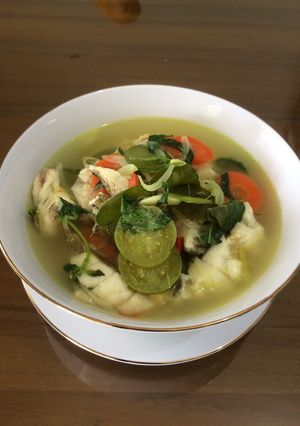 Foto resep Sop Ikan Gurame praktis bumbu komplit....