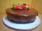 Una foto de cheesecake de oreo al horno