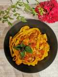 Tagliatelle z karczochami i sosem pomidorowym - szybki obiad