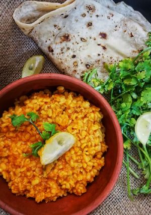 A picture of Moong daal gravy.