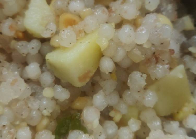 Step-by-Step Guide to Make Quick Sabudana khichadi