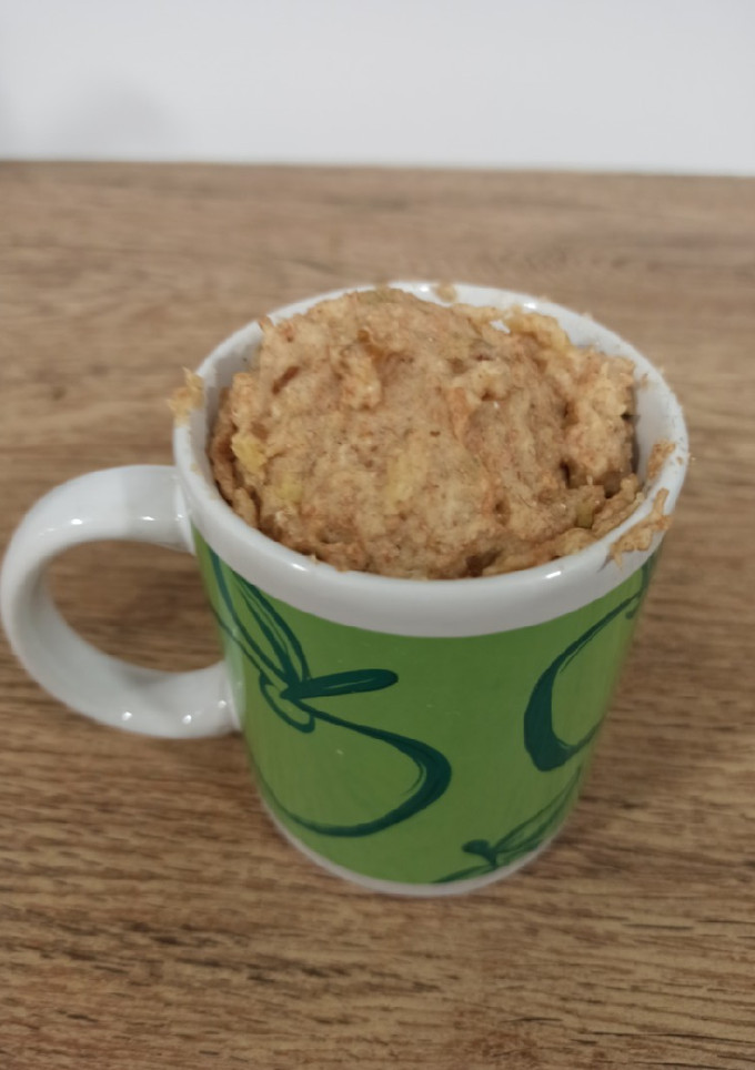 Una foto de Mug cake de plátano/ bizcocho en taza (BLW)